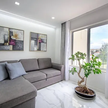 Apartamento Iva Moderno Com Piscina アパート アルブフェイラ