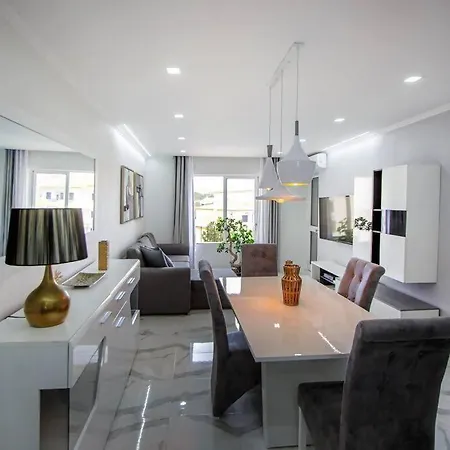 Apartamento Iva Moderno Com Piscina Appartement Albufeira