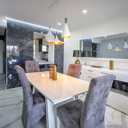 Apartamento Iva Moderno Com Piscina Appartement *